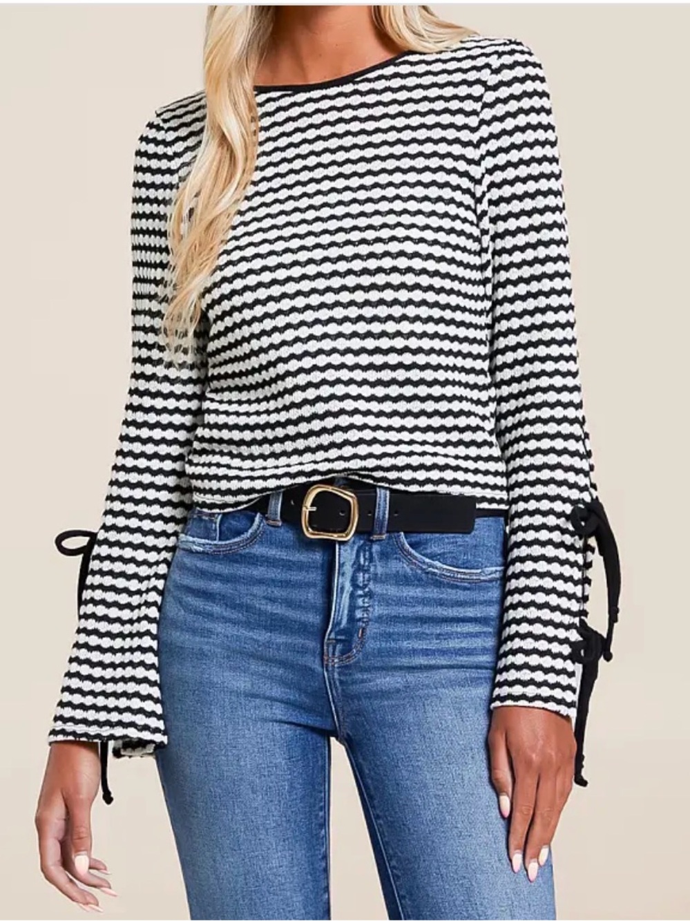 Willow and Root Top Women Stripped  Size Small